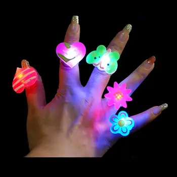 50 Gab./Daudz Bērnu Rotaļlietas Gredzeni LED Flashing Light Up Dzīvnieku Ziedu Augļu Pirksta Gredzenu Ziemassvētku Dāvanu